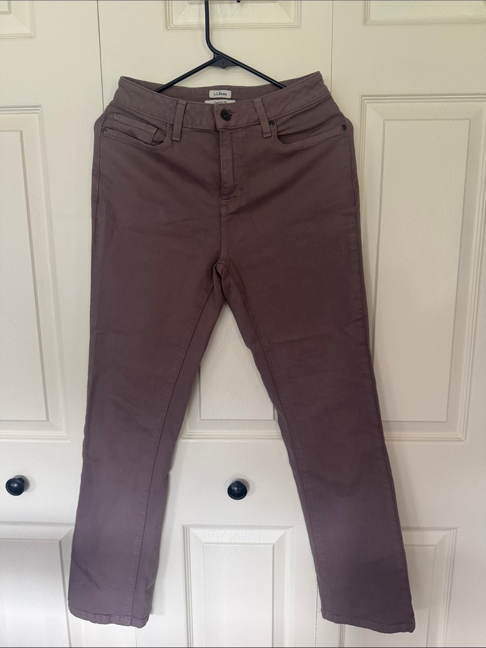 LL BEAN Classic Fit Size 4 Jeans